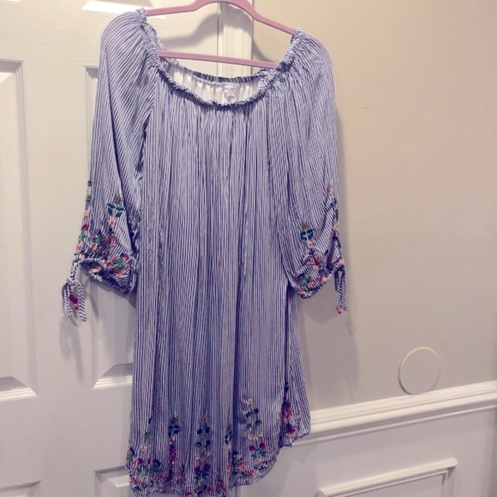 Ultra Pink boho chic style embroidered dress Med